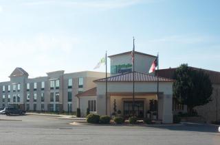 Holiday Inn Express Hickory - Hickory Mart by IHG - Hickory - 0