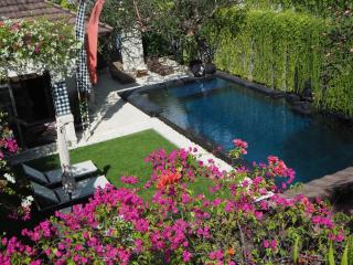 Pronoia Beach Resort - Jimbaran - 1
