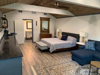 Salado Cottage Retreat near Downtown - 0