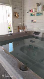 Appartement tout confort au calme avec jacuzzi - Mouguerre - 4