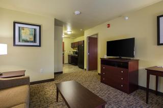 Cobblestone Inn & Suites - Altamont - 6