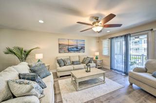 Retreat with BBQ and Balcony 1 Block to Boardwalk! - Wildwood - 6