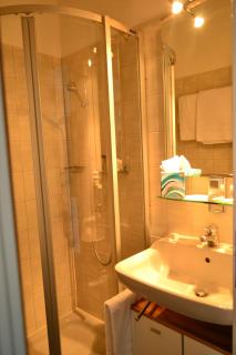 Hotel Les Rives Du Doubs - Les Brenets - 2