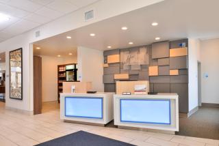 Holiday Inn Express & Suites - Southgate - Detroit Area by IHG - 3
