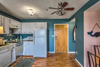 Colorful Escape with Ocean View and Pool Access - 2