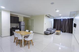 Emart Hotel (Riam) - Miri - 2