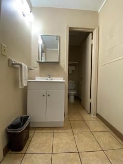 Regency Inn - Dodge City - 3