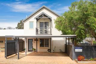 @WinenWaves Margaret River - Margaret River - 0