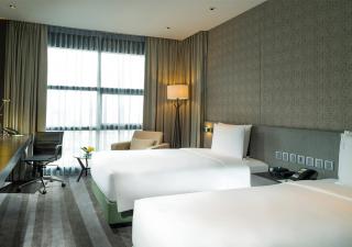 Holiday Inn Bangkok Sukhumvit by IHG - 3