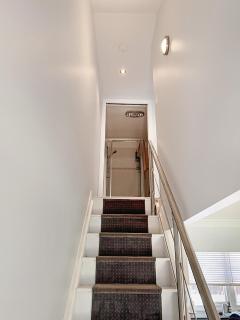 City Center - Comfortable 2-Bedroom Apartment - Armidale - 3