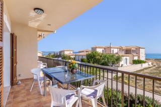 Front Line Beach House Up To 6 Guests in Mallorca - Son Serra de Marina - 7