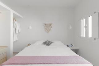 Thallos Cave House and Apartments - Karterados - 1