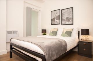 SGT Peppers Mathew Street Apartments By Happy Days - 3