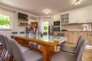 Charming villa Petroro with pool, 900m from the beach - 5