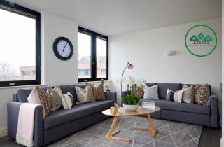 Aisiki Living at Upton Rd, Multiple 1, 2, or 3-Bedroom Apartments, King or Twin beds with FREE Wi-Fi & PARKING - Watford - 9