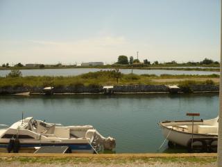 La petite maison au bord du canal T2 - 3étoiles - - Frontignan - 4