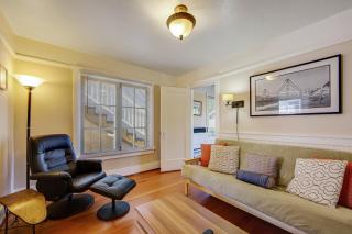 Beach Hill Bungalow - 7