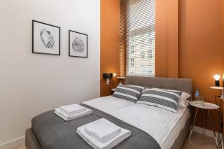 Boduena 4 - Elegant Apartment in Warsaw Centre by Noclegi Renters - 6