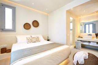 Nova Luxury Suites - 3