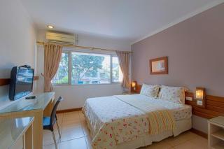 Applewood B&B - Bogor - 4
