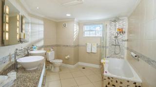 Bay Gardens Beach Resort & Spa - 6