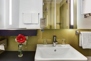 IntercityHotel Frankfurt Airport - Frankfurt - 4