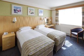 Merton Hotel - St. Saviour - 6