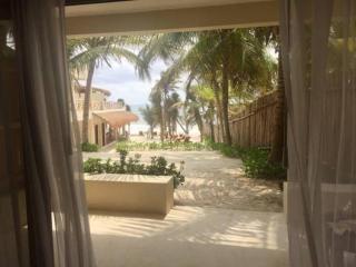 Dune Boutique Hotel located at the party zone - Tulum - 3