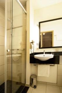 TOWNHOUSE Hotel - Francoforte sul Meno - 4