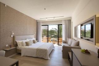 Venus Beach Hotel - 9