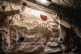 Oinou Strata - Adults Only - 3