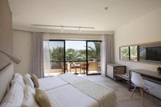 Venus Beach Hotel - 3