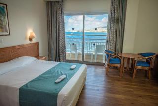 Cynthiana Beach Hotel - 7