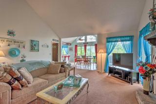 Less Than 1 Mi to the Lake Osage Beach Home with Deck - 8