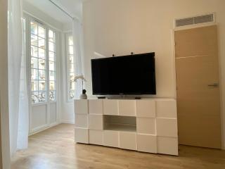 LAMARTINE- Heart of Center- Modern and Design flat - 6