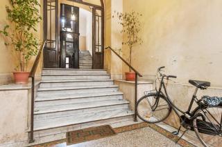 Beautiful and Spacious Apartment next to Termini 10 minutes from Coliseum - Roma - 8