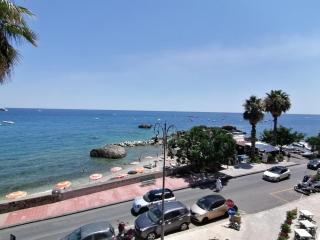 Lucia & Giovanni - Giardini-Naxos - 0