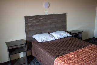 Inn of Lenoir Motor Lodge - Lenoir City - 4