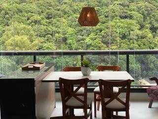Apartamento de alto padrão em Pitangueiras, no Capitania Varam, 50mts da praia! - Guarujá - 0