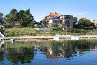 Seaside apartments with a swimming pool Nin, Zadar - 6153 - Nin (Nona) - 6