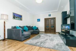 VIP in a new building near Lesi Ukrainki 7a - Kiev - 9