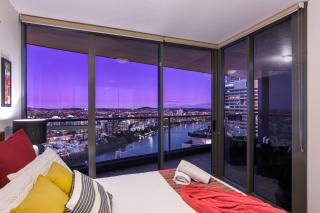 African Escape on Level 38 - Balcony with Views - Brisbane - 0