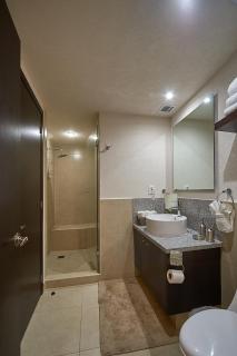 Grand Venetian Beachfront Condos - 1