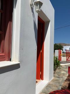 Flora's Red Studios - Adamas - 9