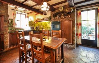 Awesome Home In La Roquette Sur Siagne - La Roquette-sur-Siagne - 5