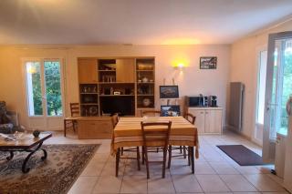 Petite maison aux abords de Bagnères de Bigorre - 1