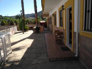 Casa Lucía y Clara benaojan - 2