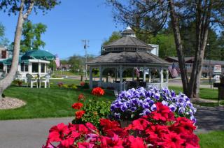 Amber's Inn and Suites - Wisconsin Dells - 0
