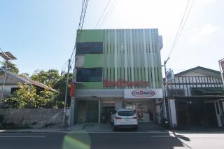 RedDoorz @ Golite Old Albay - Legazpi - 6