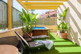 Polo Royale Waterfront Luxury Apt - 3 terraces and pool - 3